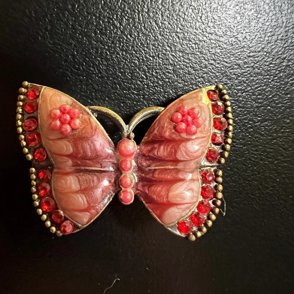 Butterfly Brooch Pink‎ Enamel Red Crystal and Bead Accents Gold tone Pin